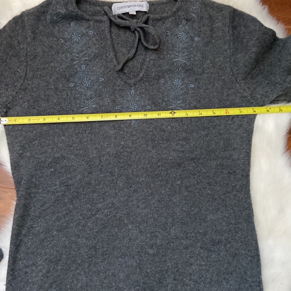 Wool blend sweater in size L - Picture 5 of 6